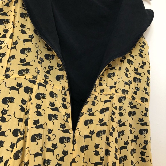 ❌ Lined Spring/Summer Dress w/ Cats Print - Picture 3 of 7
